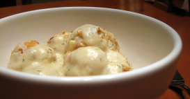 Albóndigas de lenguado Soleé con salsa de queso