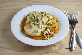 Guiso de lentejas con lenguado Soleé