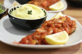 Lenguado Soleé con pisto y puré de patatas