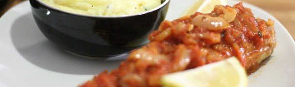 Lenguado Soleé con pisto y puré de patatas