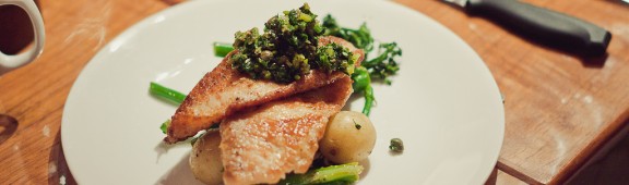 Filetes de lenguado con pisto verde