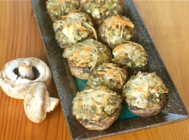 Champiñones rellenos de lenguado al pesto